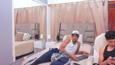 julian billy online show from 12/29/24, 02:42