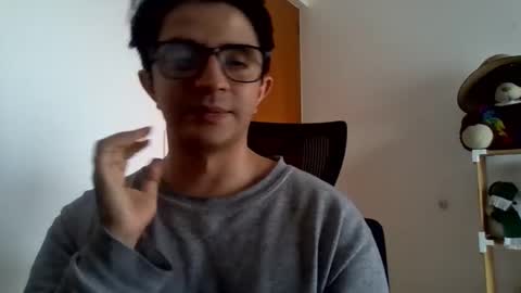 Snapshot of julian_mora7 chatting on 11/01/25, 10:23 Julian Mora online show from 11/01/25, 10:23