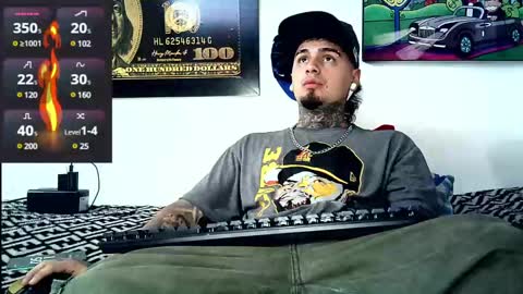Snapshot of julian_tattoo chatting on 02/09/25, 10:11 Julian independent model online show from 02/09/25, 10:11