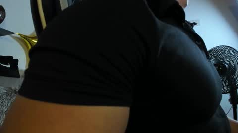 julian_wallace online show from 11/05/25, 12:32