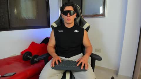 julian_wallace online show from 03/06/26, 05:20