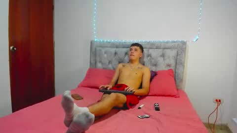 julian online show from 02/21/26, 03:13