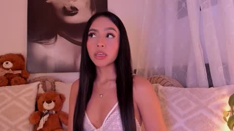 Juliana online show from 10/21/25, 12:22