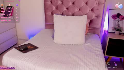 Juli online show from 02/05/25, 01:44