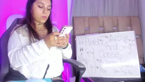 JulianaCarter online show from 10/06/25, 10:07