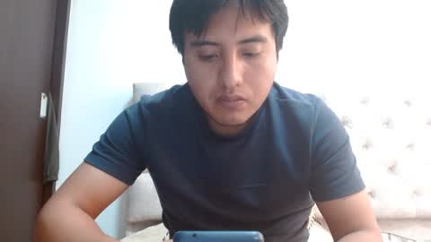 Julian online show from 09/11/25, 09:04