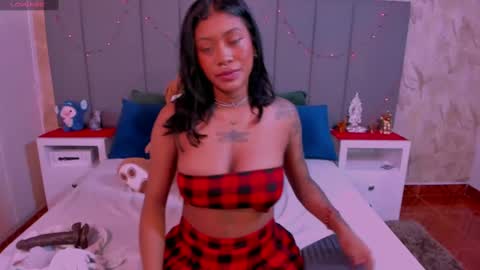 juli online show from 12/30/24, 02:09