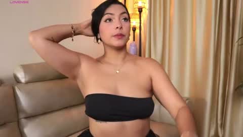 Juliana online show from 07/17/26, 10:03