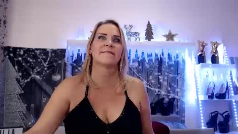 Julia online show from 01/06/25, 08:18