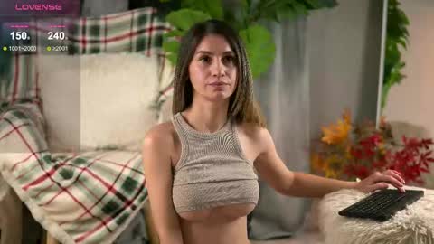 Julie online show from 02/08/26, 02:09