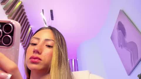 Julias online show from 01/24/25, 08:13