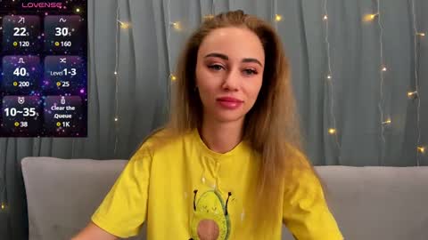 Snapshot of juliastar41 chatting on 02/05/25, 04:06 Yulya online show from 02/05/25, 04:06