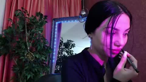 Maria online show from 11/25/25, 07:08