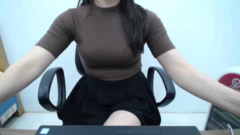 julie9x online show from 02/18/26, 08:54