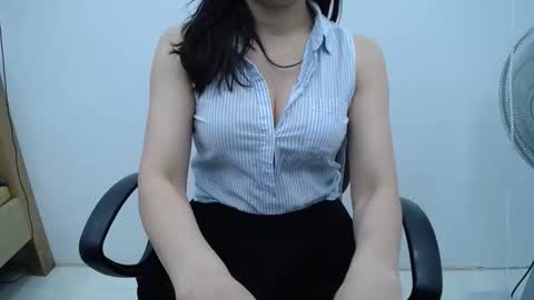 julie9x online show from 05/26/26, 06:26