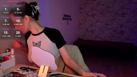 see u next time  1700 UTC 0 3 online show from 05/19/26, 01:39