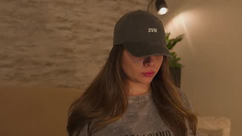 luu online show from 04/17/26, 12:13