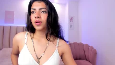 julie_devani online show from 12/03/25, 09:02