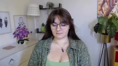 Julie online show from 09/10/25, 12:38