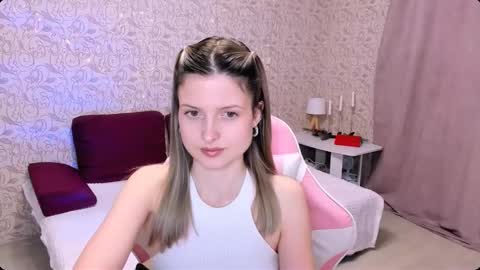 Julie online show from 12/26/24, 04:25