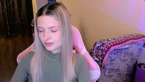 Julie online show from 01/13/26, 03:50