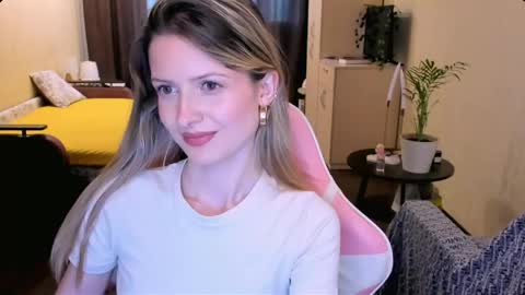 Julie online show from 05/16/26, 02:27