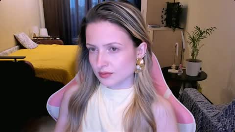 Julie online show from 05/22/26, 03:06