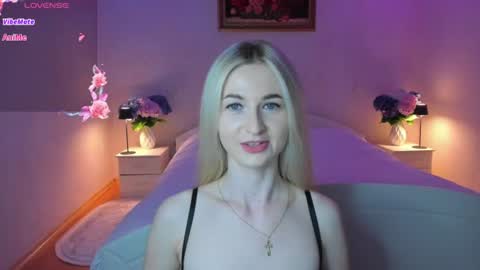 julieblazex online show from 06/10/26, 08:30