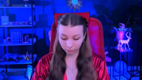 juliedaniel online show from 11/28/25, 04:37