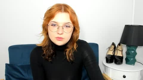 juliegentle online show from 07/22/26, 04:21
