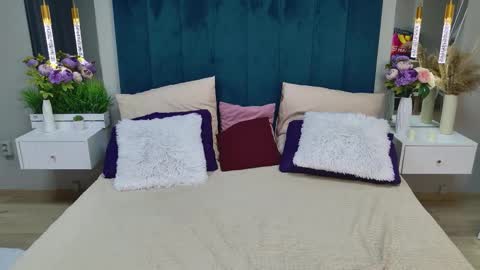 juliehill online show from 02/07/26, 07:01