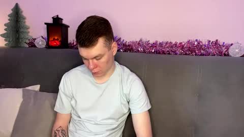 Julie and Thomas online show from 01/07/26, 08:06