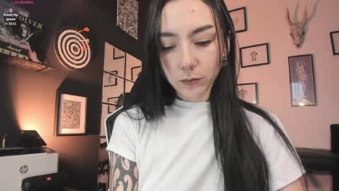 Snapshot of juliet_sourire chatting on 04/24/26, 02:30 juliet_sourire online show from 04/24/26, 02:30