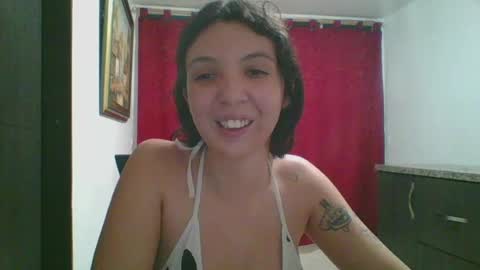 Snapshot of julieta969028 chatting on 06/04/26, 05:35 Nati online show from 06/04/26, 05:35