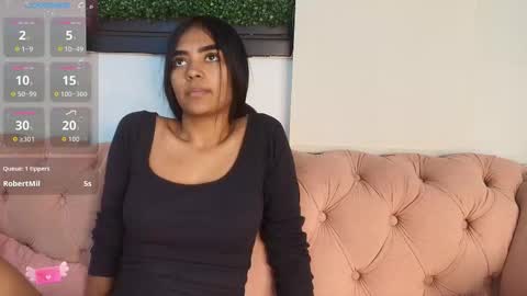 Juli online show from 10/11/25, 07:34