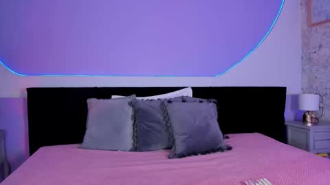 Julieta  online show from 12/05/25, 12:14