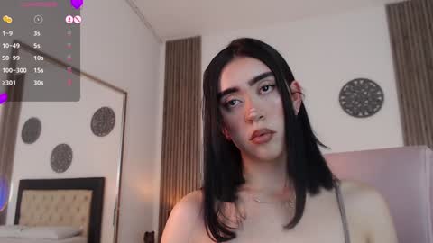 Julieta online show from 12/27/24, 08:50