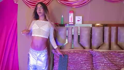 Julieta online show from 02/23/26, 05:54