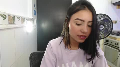 julieta_fn online show from 04/06/26, 03:46