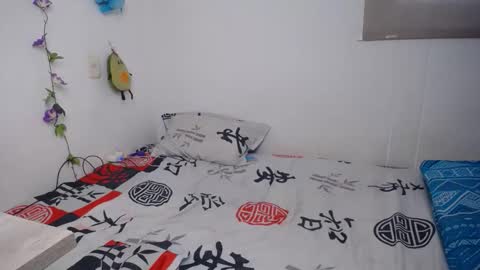 Snapshot of julieta_hass chatting on 09/16/25, 05:58 Julieta  Hass online show from 09/16/25, 05:58