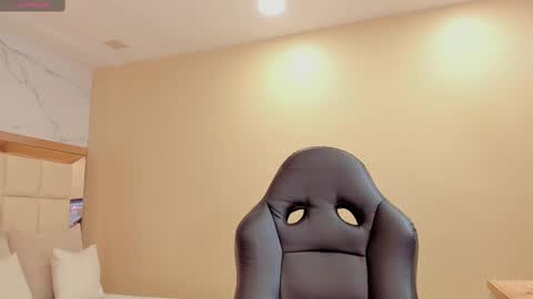     online show from 10/07/25, 10:18