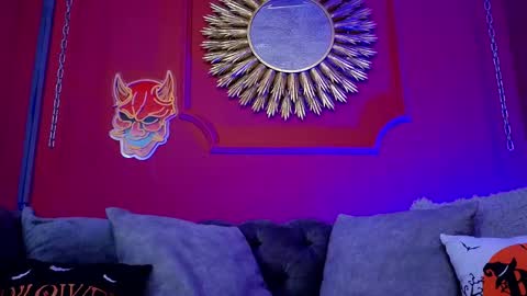  Julieta  online show from 10/13/25, 11:43