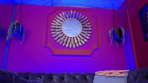  Julieta  online show from 04/15/26, 11:17