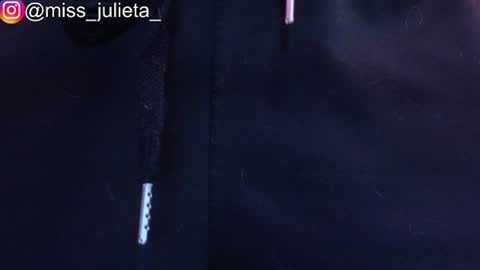 Snapshot of julieta_russell chatting on 06/20/26, 12:19 Julieta online show from 06/20/26, 12:19