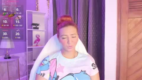 Snapshot of julietacollins_ chatting on 12/12/24, 02:48 Juliet online show from 12/12/24, 02:48