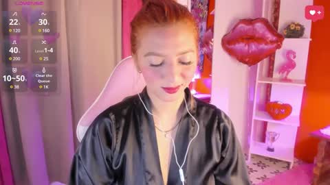 Snapshot of julietacollins_ chatting on 02/19/25, 12:33 Juliet online show from 02/19/25, 12:33