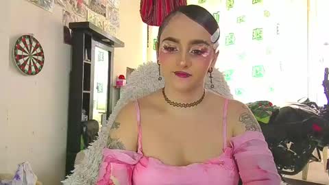 Snapshot of julietajaguar chatting on 05/30/26, 06:05 Julieta Jaguar online show from 05/30/26, 06:05