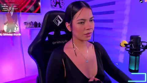 Julieta  online show from 10/24/25, 01:13