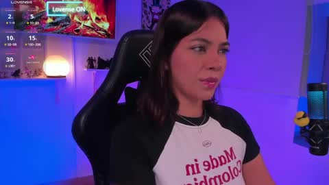 Julieta  online show from 04/22/26, 11:01