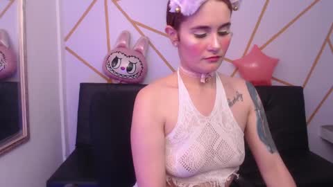 JULIANA online show from 04/22/26, 01:30